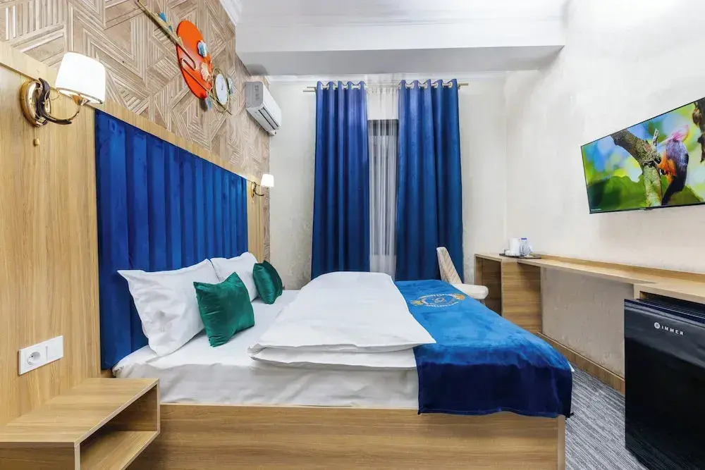 Royal Sebzor Hotel