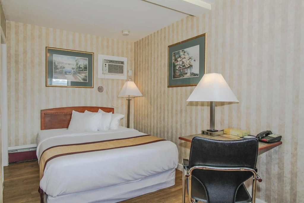 Chinook Value Inn