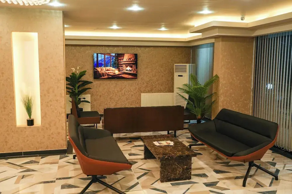 Montella Hotel