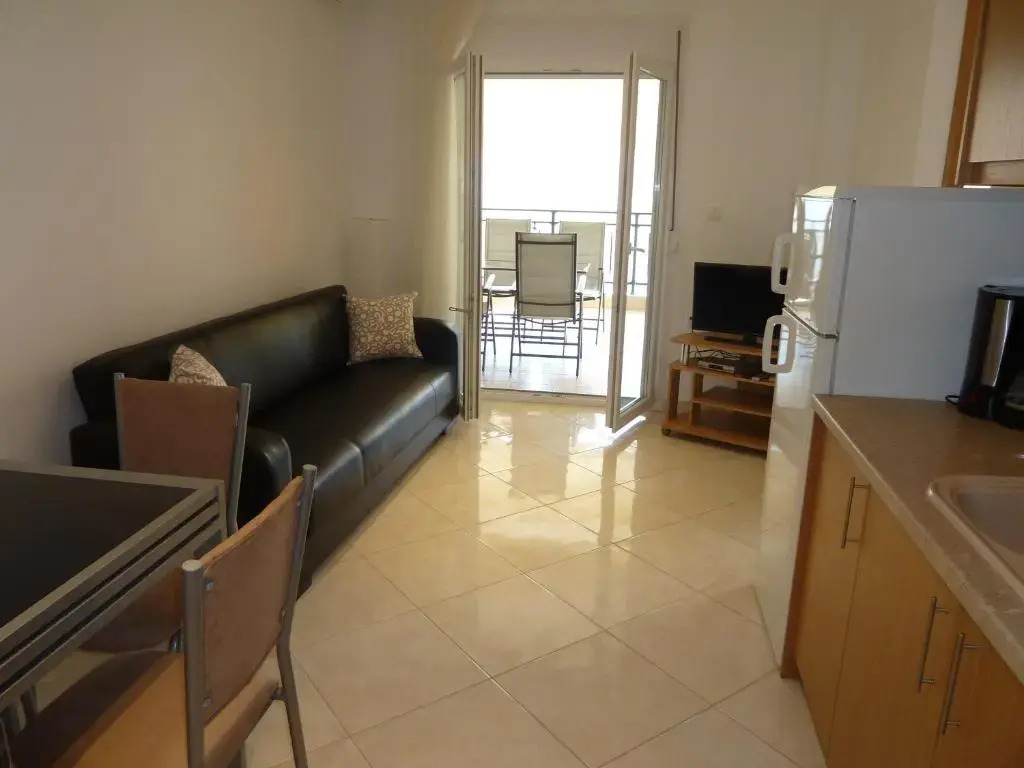 Dimi Apartments