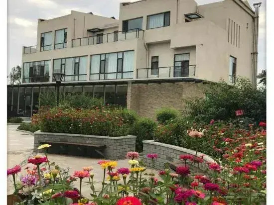 Youyu Nanshan Meijun ecological hotel
