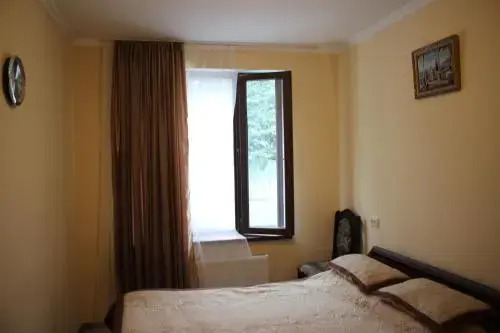 Guja's Guest House