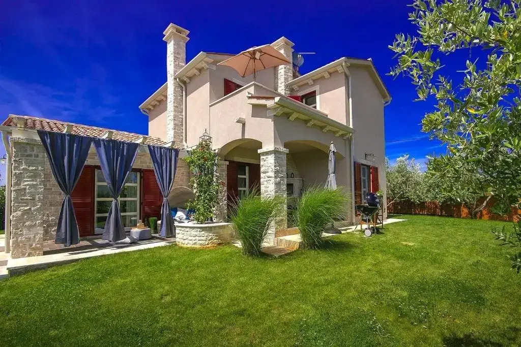 Villa Emily