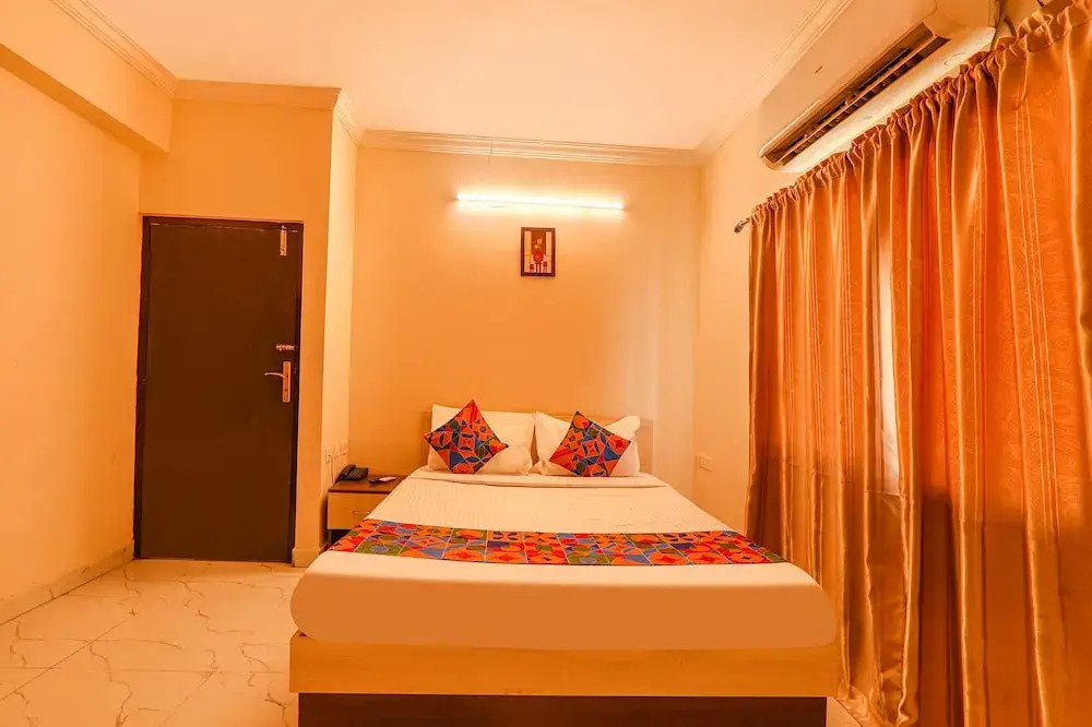 FabHotel Opal Residency