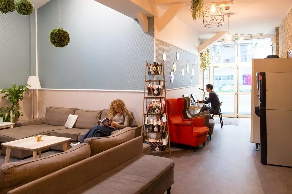 TRENDY Hostel