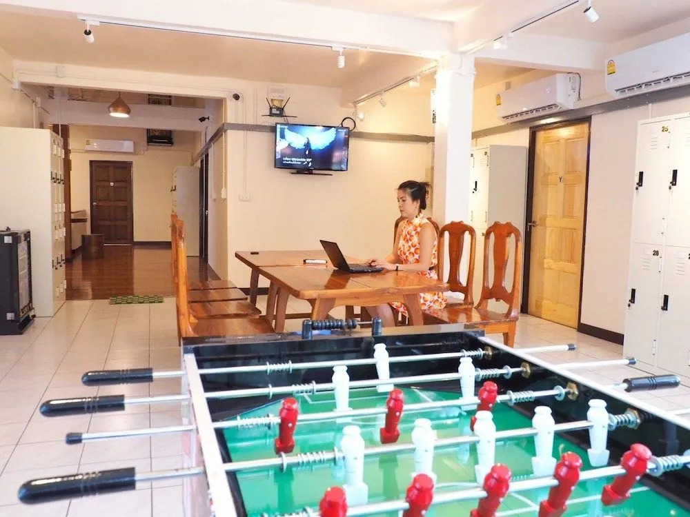 Esse Hostel