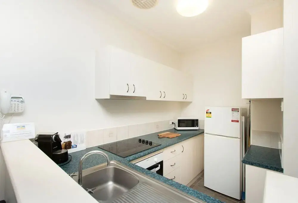 Cable Beachside Apartments