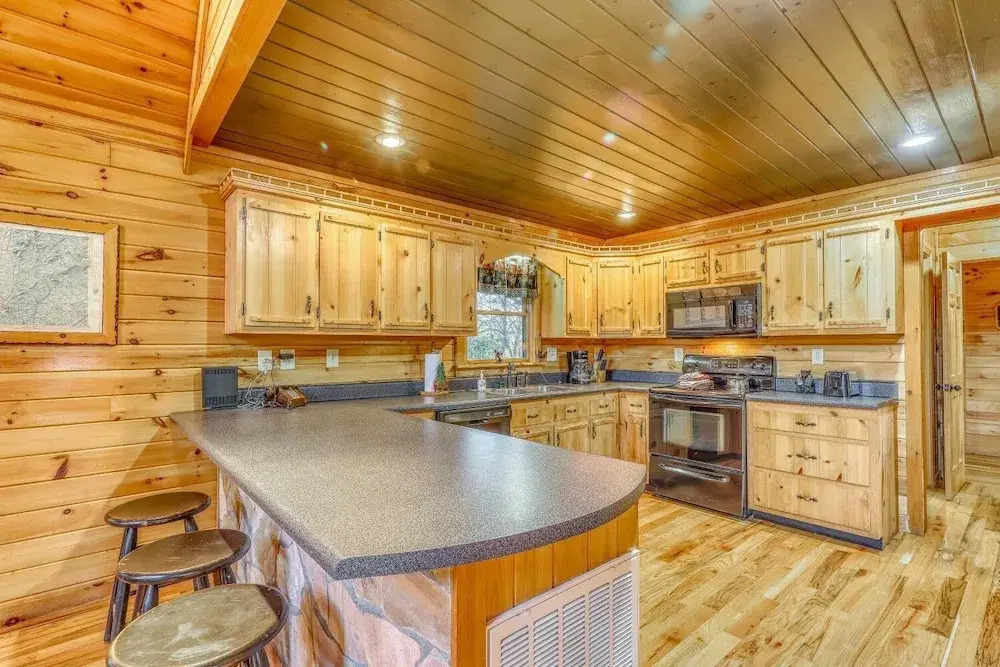 Paradise Lodge