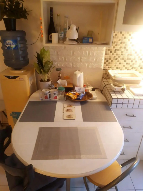 Tiny studio with pool, jogging track, gym and Mall