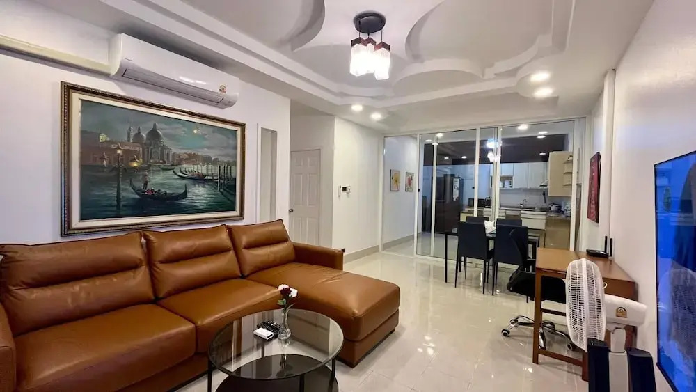 Valley 40 - 2 bdr Private Villa Near Phuket Town