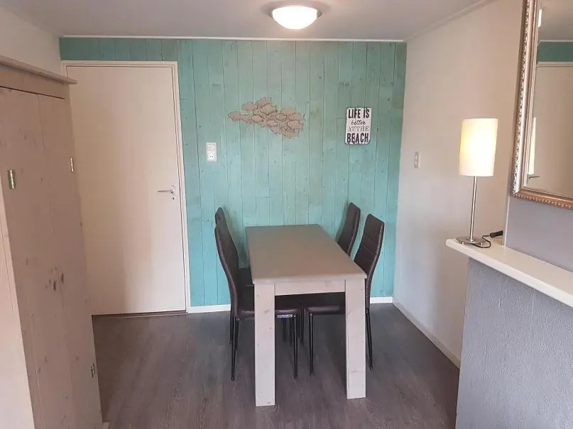 Appartement met inpandig balkon, 150 meter verwijderd van strand en centrum