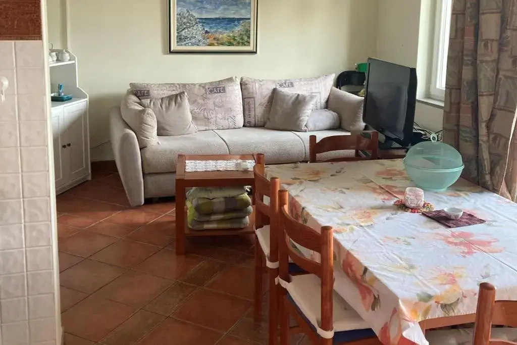 Valdarke Sea View Apartment