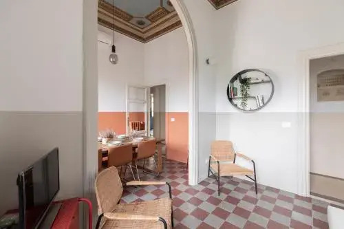 Iflat Sunny And Colorful Esquilino Apartment