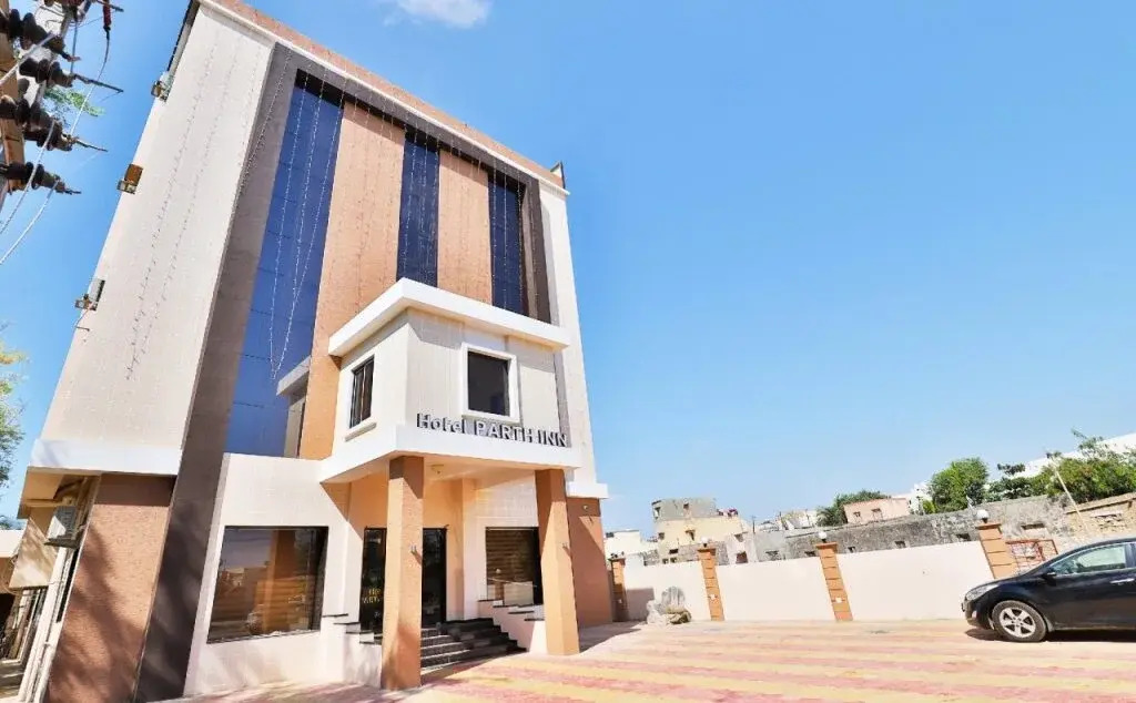 Hotel Parth Inn