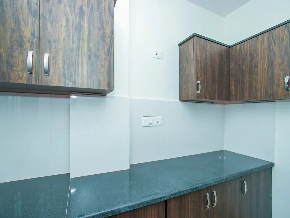 OYO 16939 Ne Westend Suites