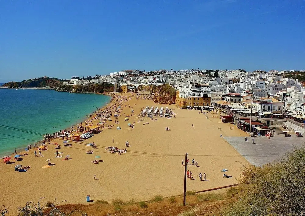 Albufeira - Apartment - Sleeps 4 - Pool - Seaside