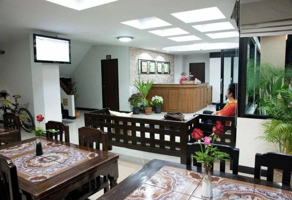 TJR Boutique Hotel