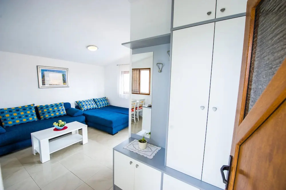 Apartments Villa Flora
