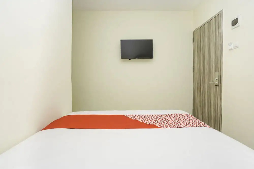 OYO 1091 Ace Business Hotel Galaxy Syariah