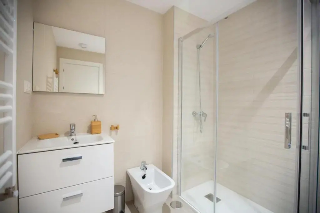 Apartamentos tiu Enrique 4 Piso