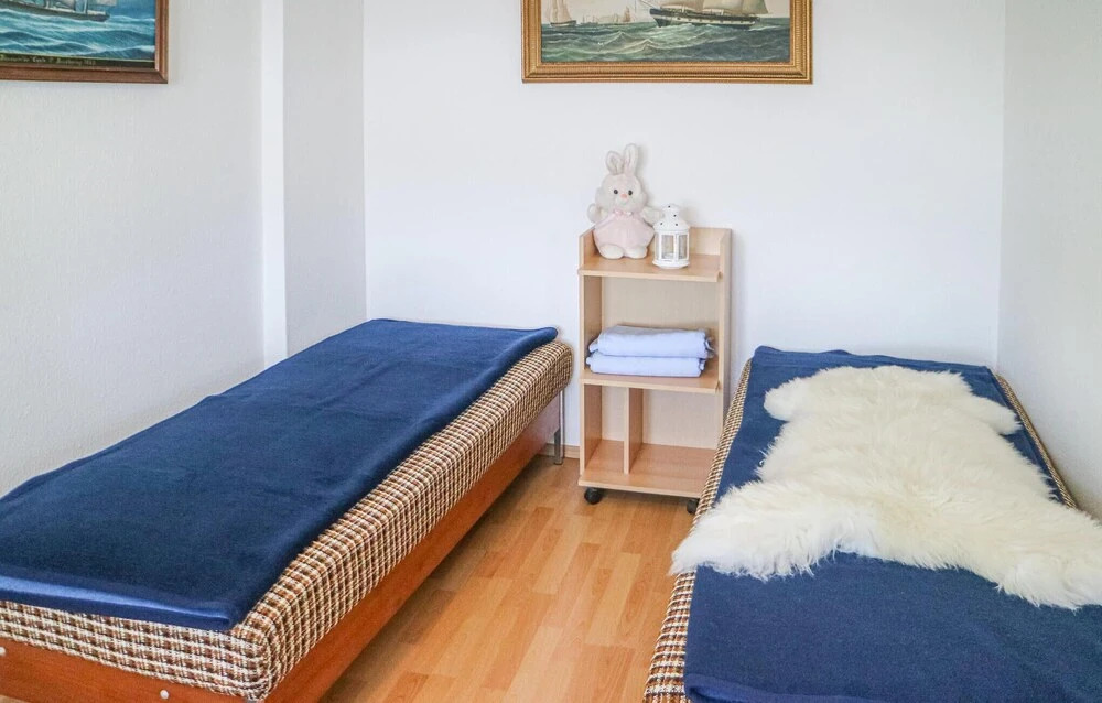 Awesome Apartment in Warnemünde With 2 Bedrooms