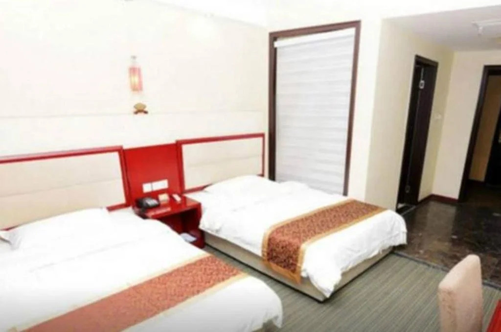 Chuzhou Yuandingge Hotel