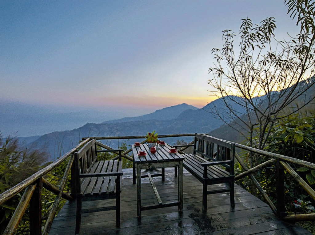 Summit Village Lodge