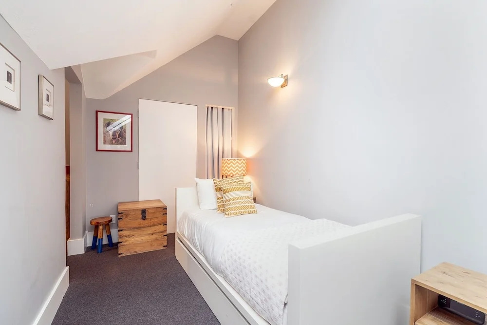 East Side Hideaway 3 Bedroom Condo by RedAwning