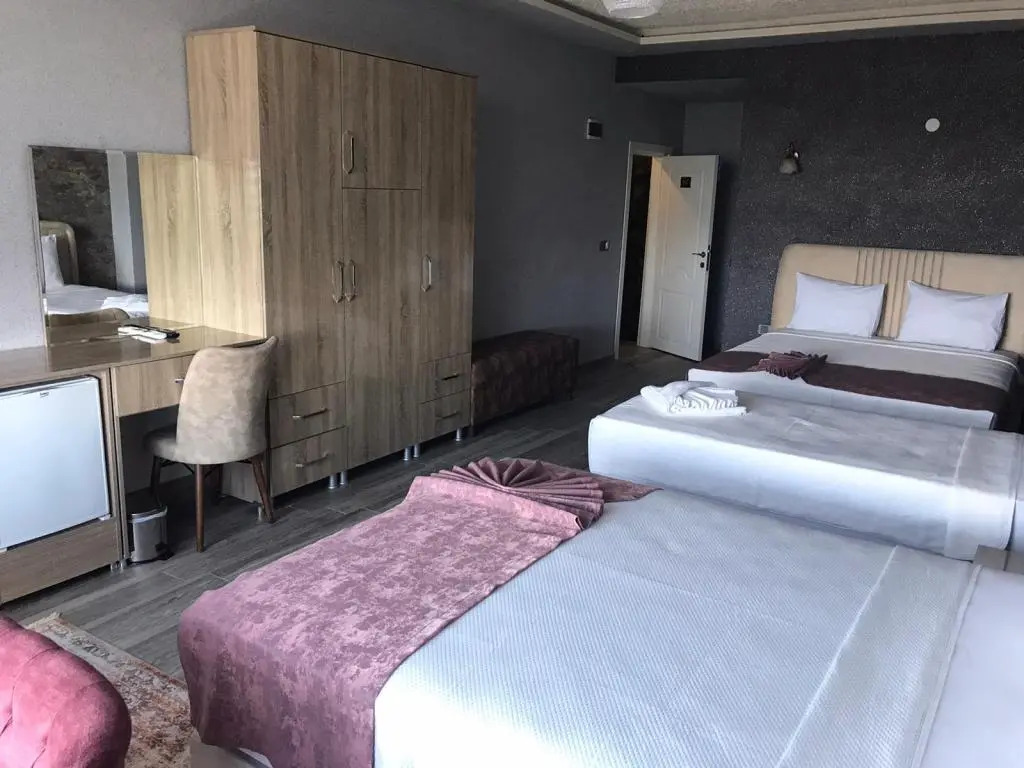 Aytoklar Hotel