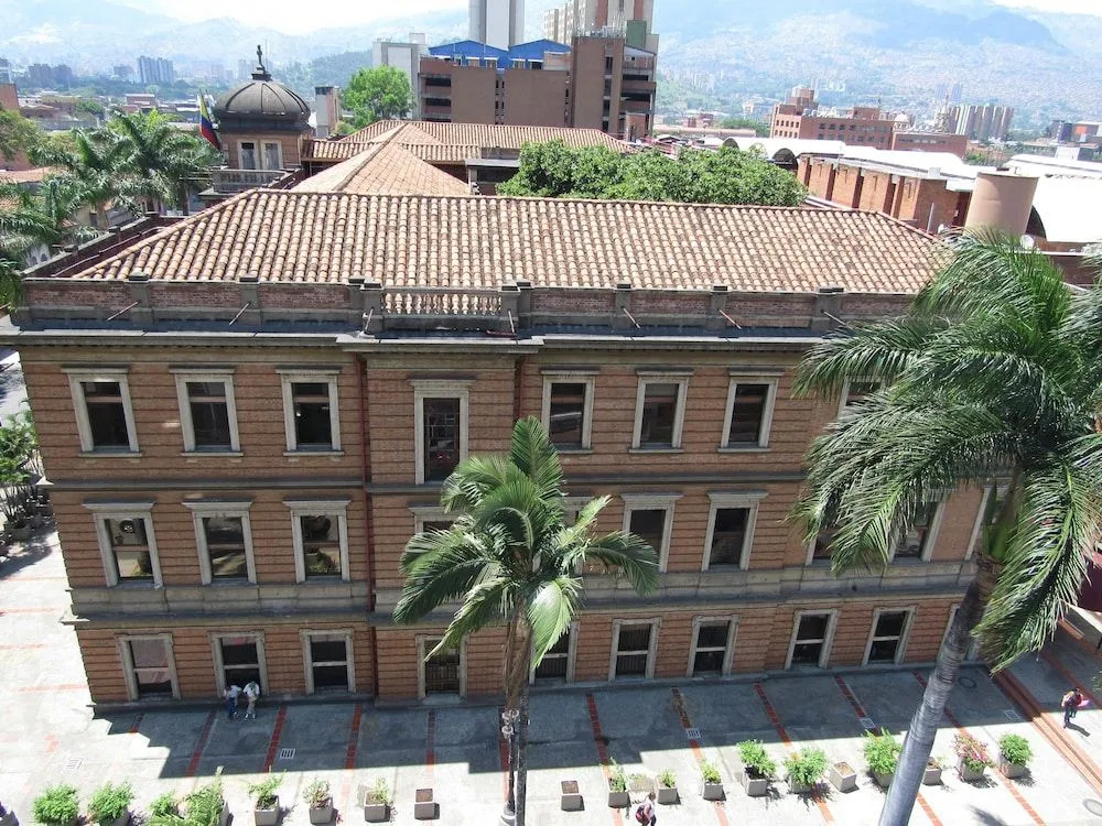 Hotel Capitolio