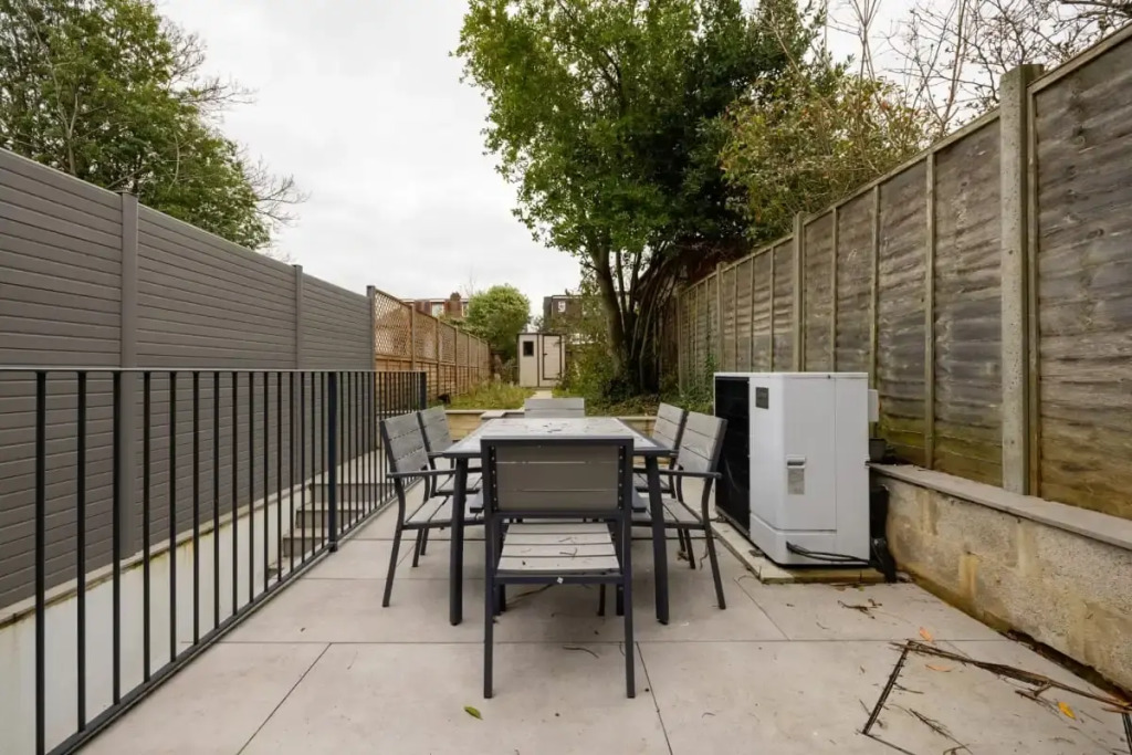 The Putney Arms - Bright 4BDR Mews Home wiith Garden and Patio