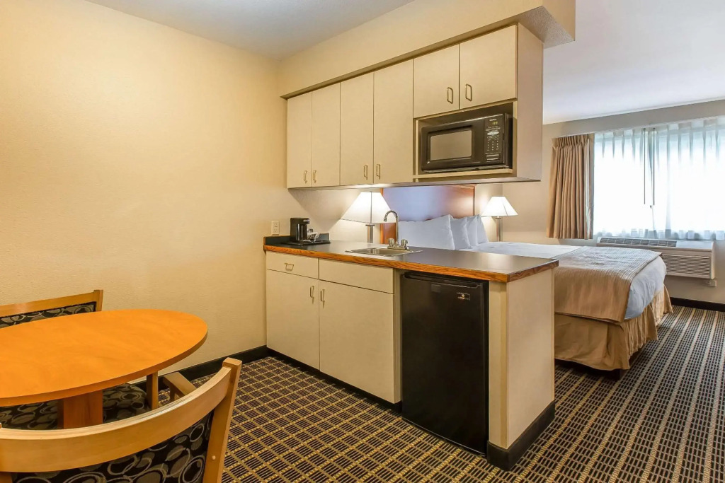 Quality Inn & Suites On The River