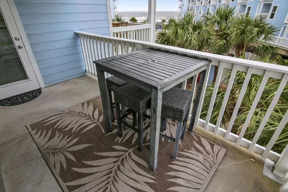 Seascape 2201 - 2 Br Condo