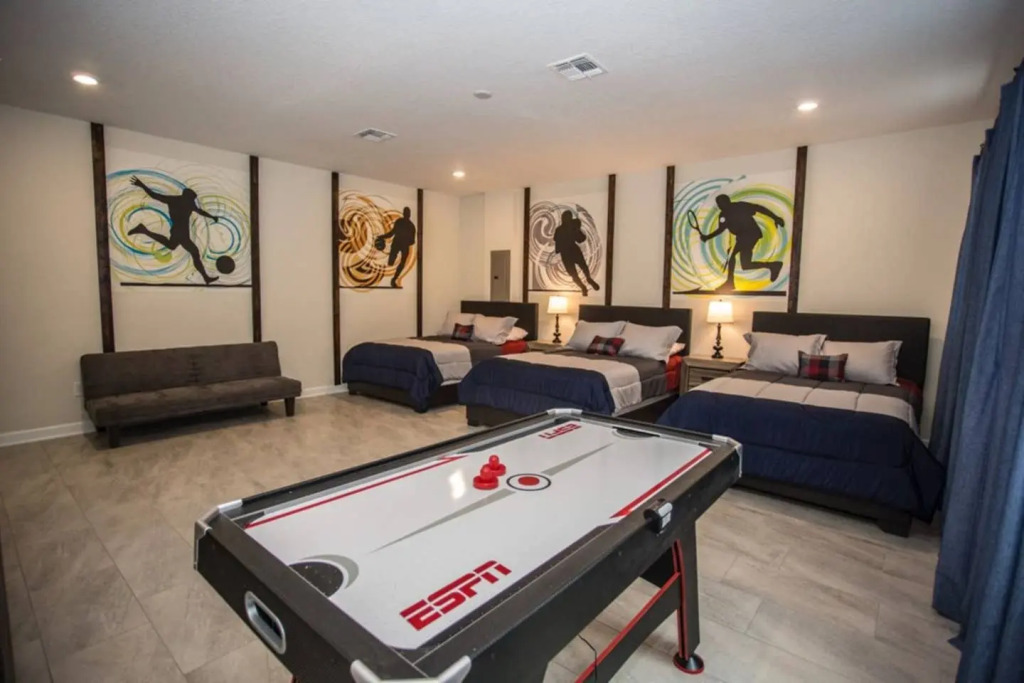 Splendid home with private pool and game room near Disney