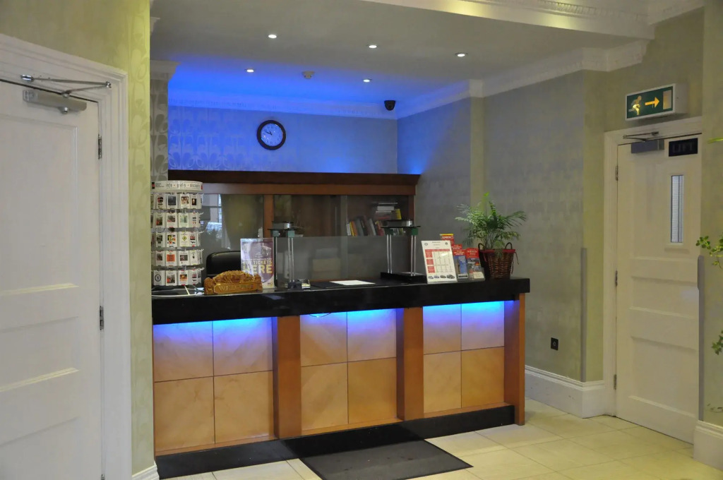 Athena Hotel