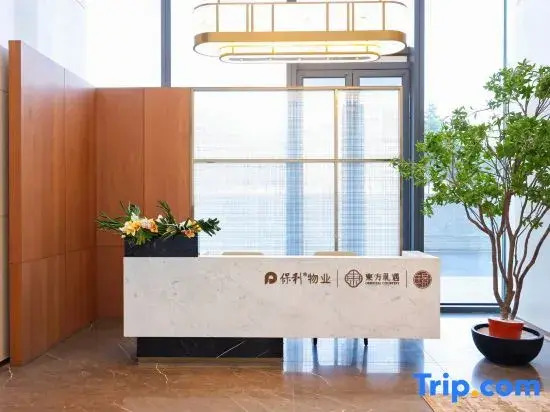 Poly Residence Giada
