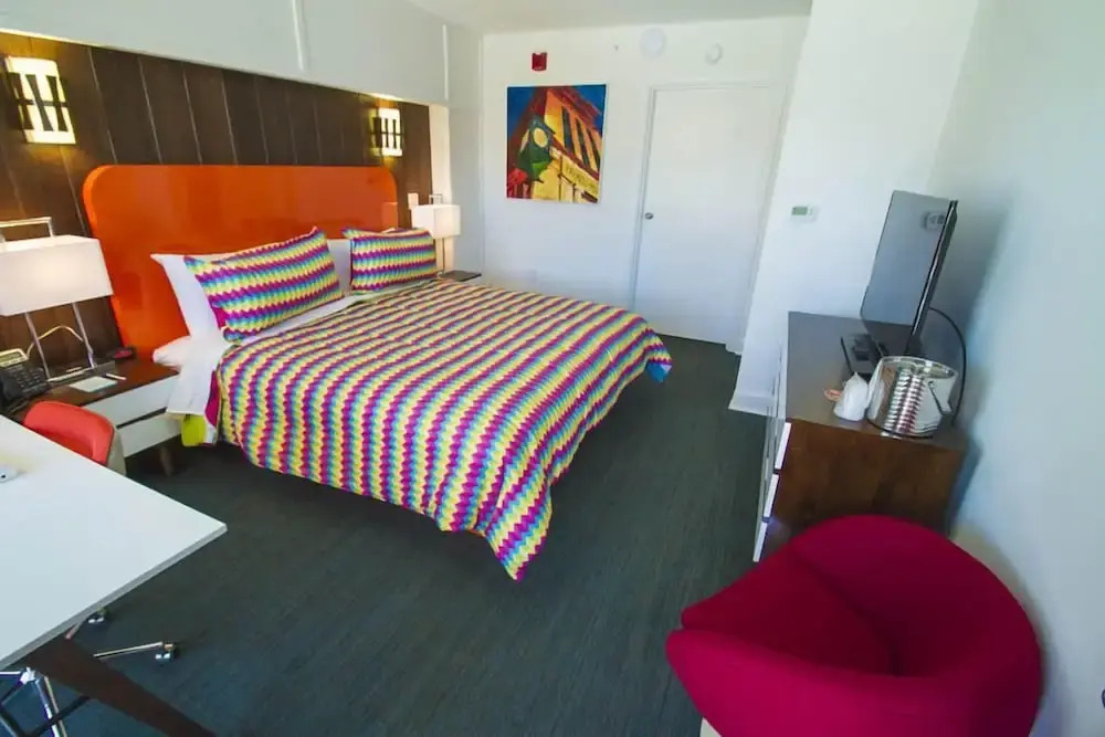 Mother Earth Motor Lodge