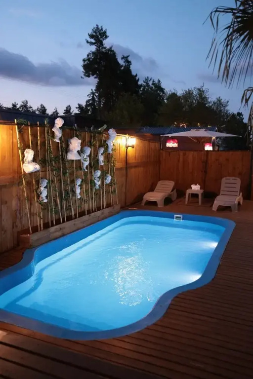 The Jungle Bungalov