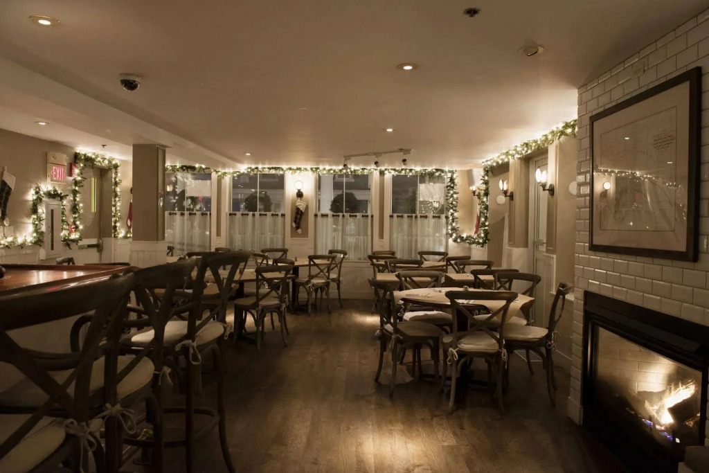 The Crown and Anchor Inn