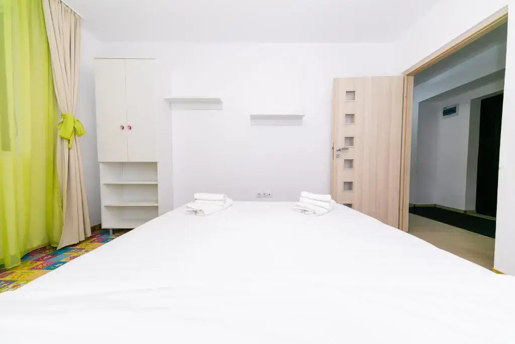 Family Apartment near Shoping City