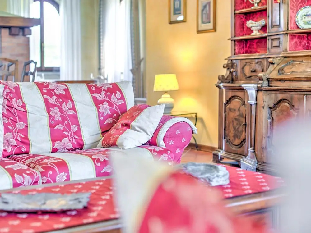 Majestic Farmhouse in San Vivaldo with Swimming Pool