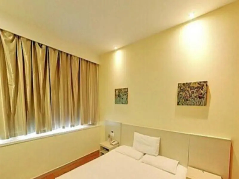 Hanting Hotel Yueyang Pedestrian Street