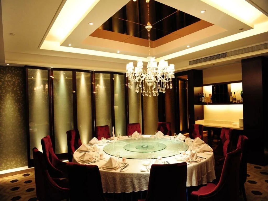 Yantai Shunhe Huaqiao Hotel
