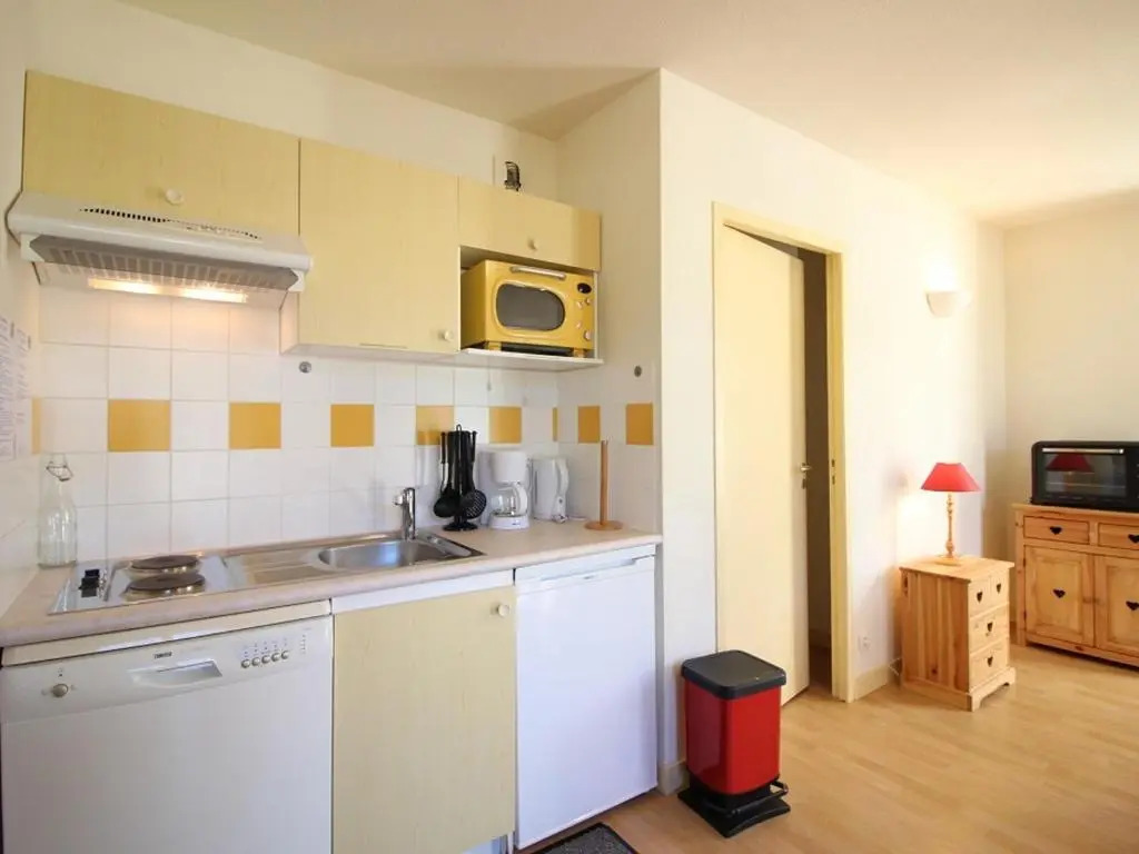 Appartement La Bourboule, 2 pièces, 4 personnes - FR-1-608-116