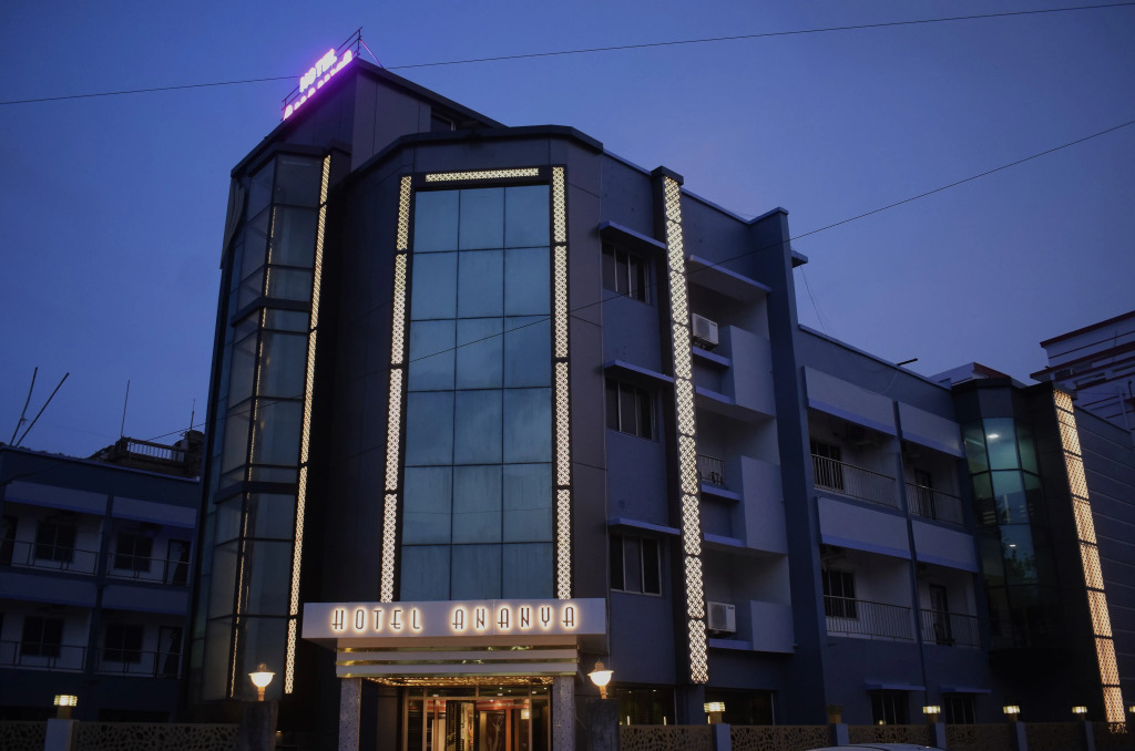 OYO 44156 Hotel Ananya