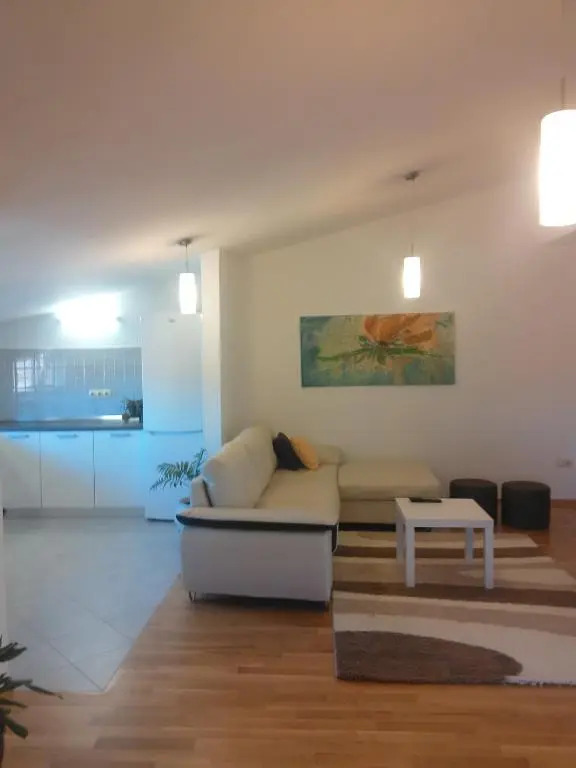Apartment Tim