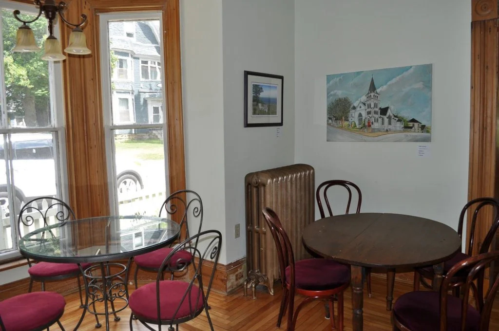Holman's Heritage Suites