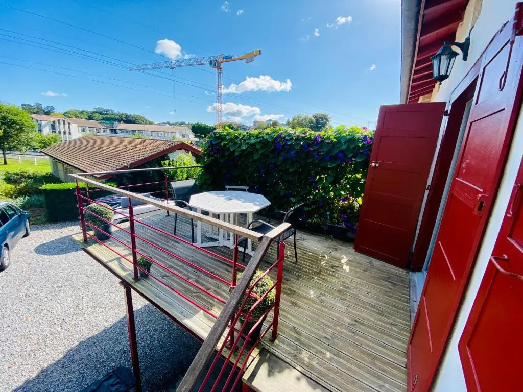 "Palomar", duplex de charme 80m2 - 2 ch - 2 sdb - parking et terrasse