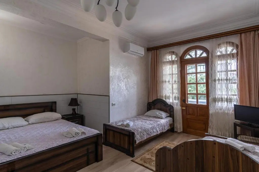 Sweet Home at Ninoshvili 3