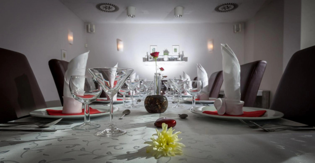 Sareza hotel